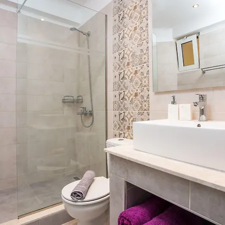 Apartmanhotel Billy's 4*