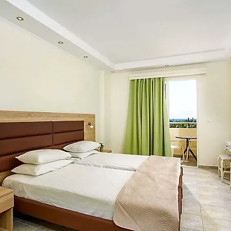 Aparthotel Billy's 4*
